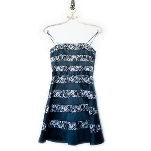 Max and Cleo Black Lace Cocktail Dress Size 0